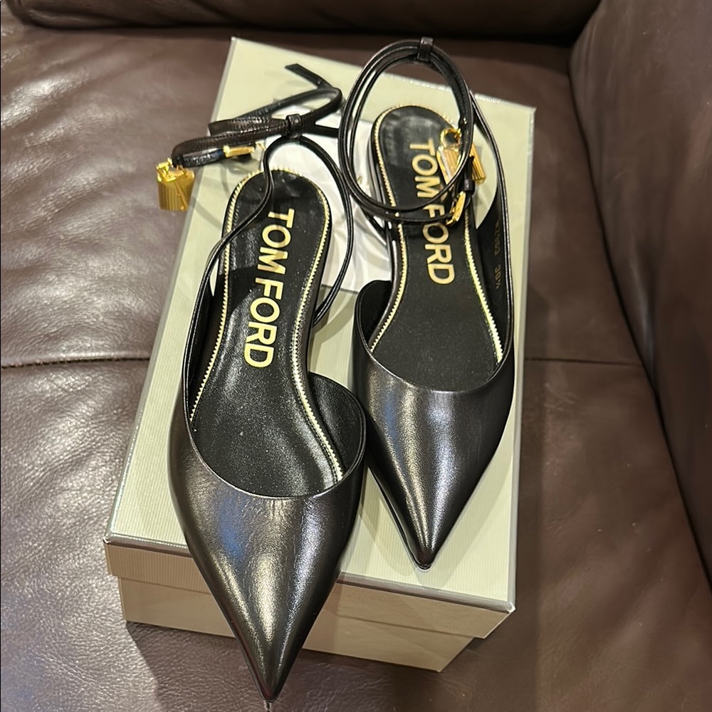 Tom Ford Black Leather Pointed Heels
